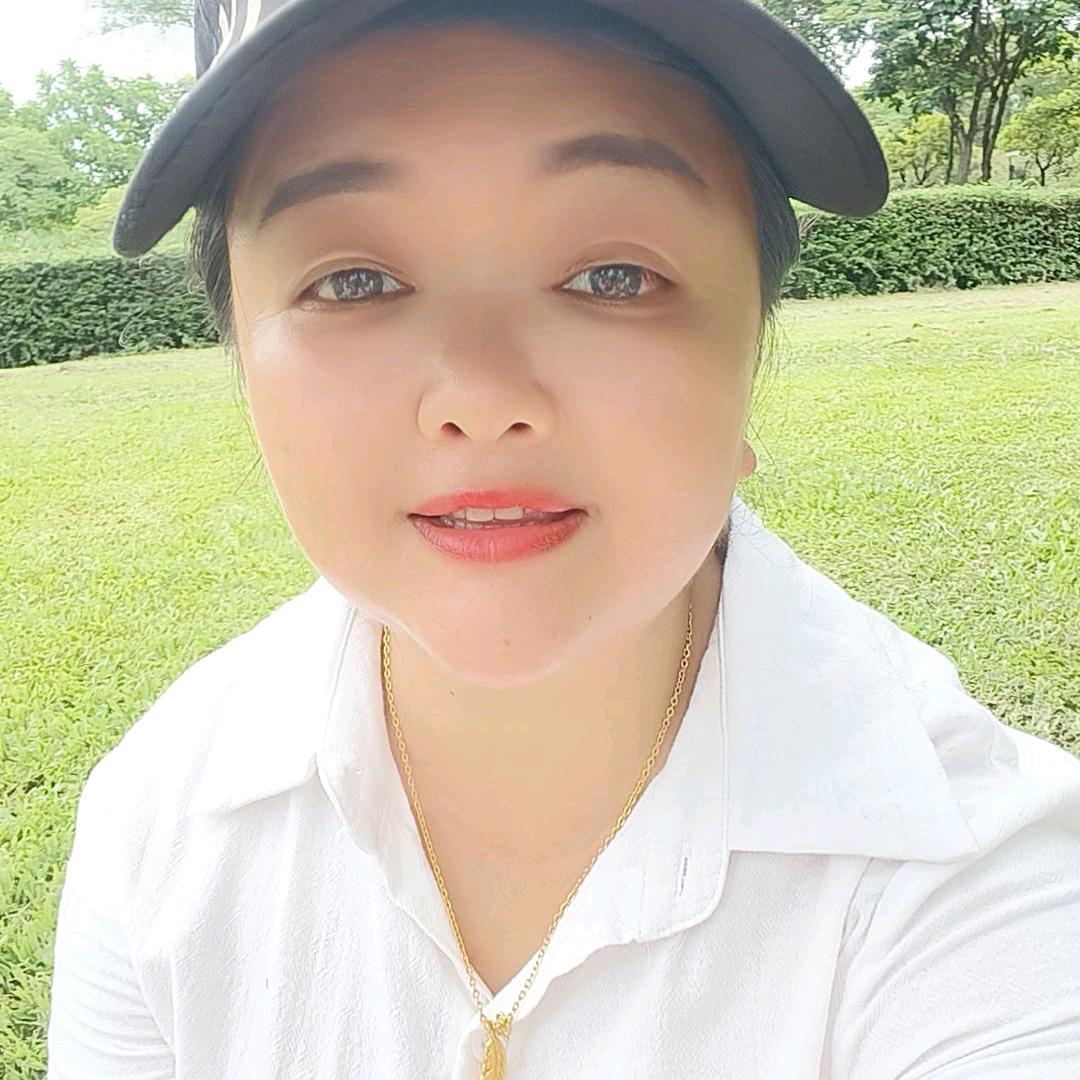 陈    香