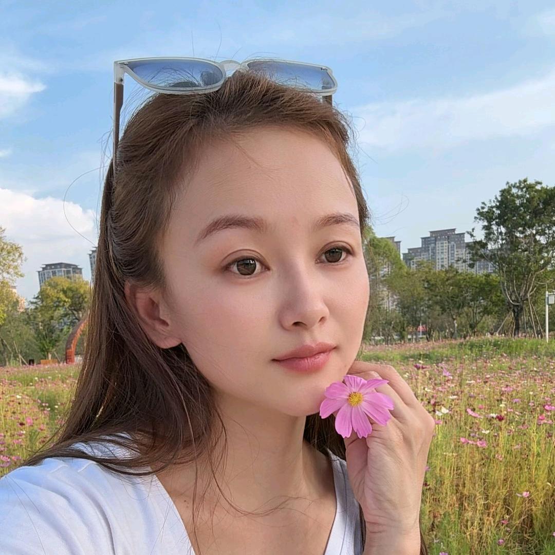 玲玲日常穿搭