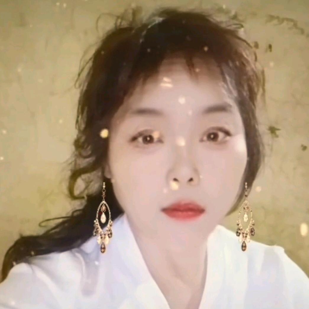 春暖花开（曾显兰）