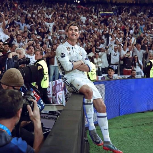 CR7
