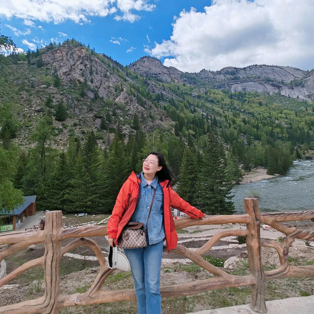 众信旅游钱塘江路营业部～刘宇