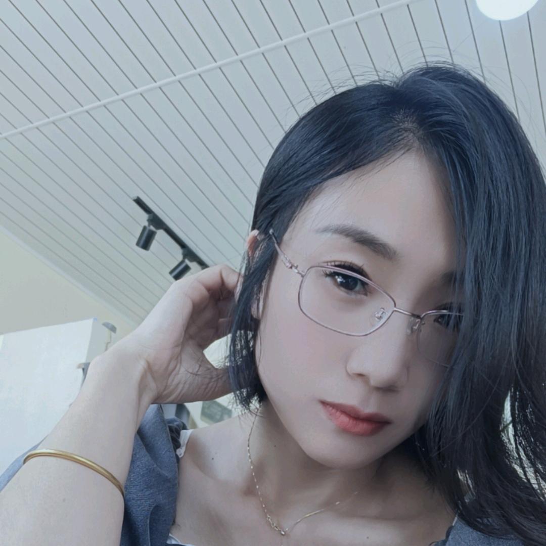 你的同桌？