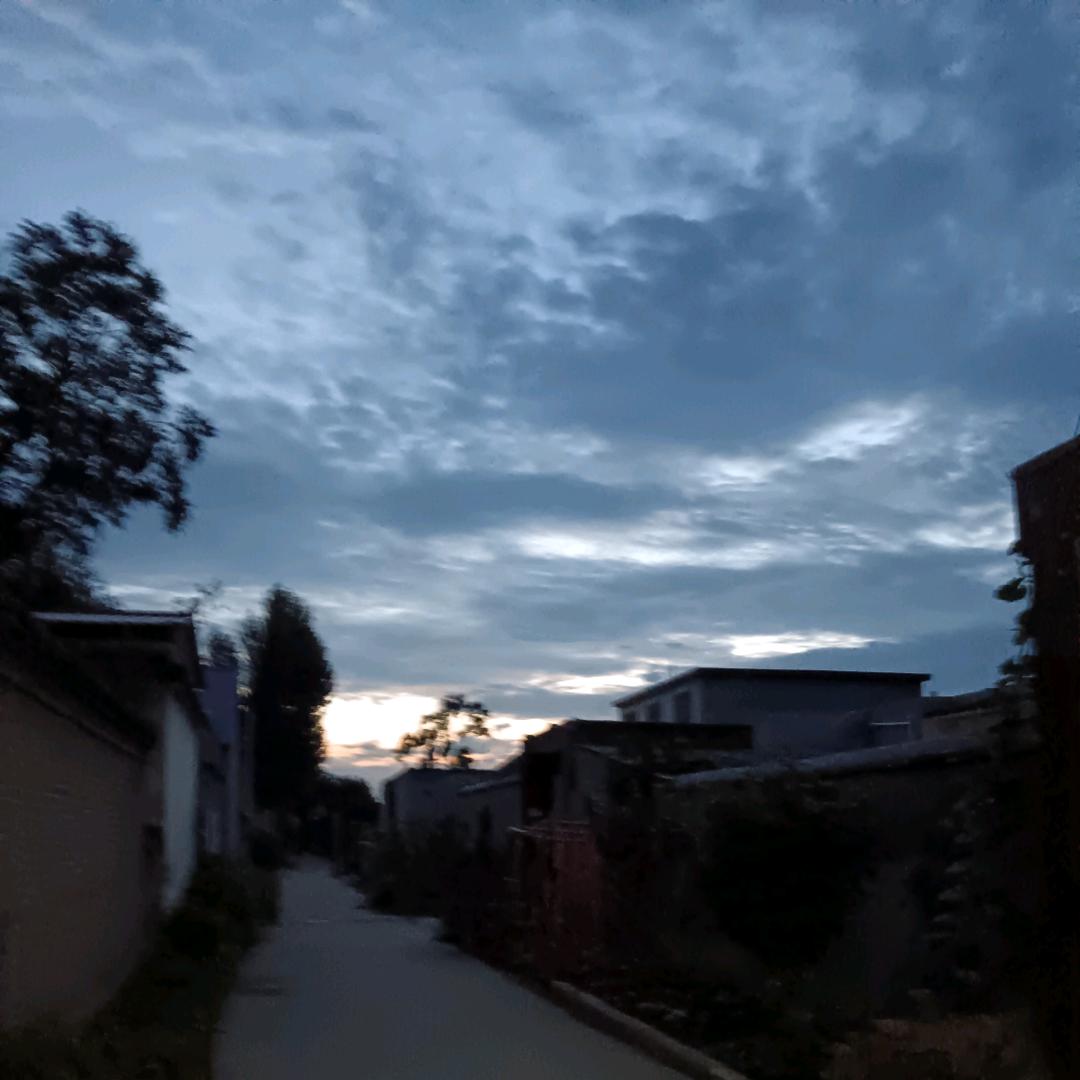 山清水秀