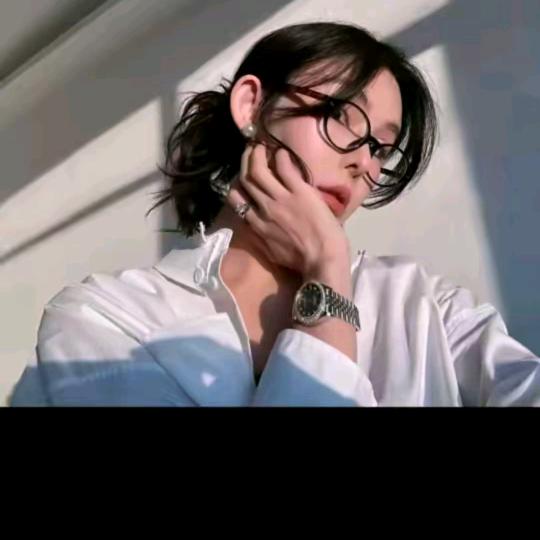 侯點點（穿搭分享）