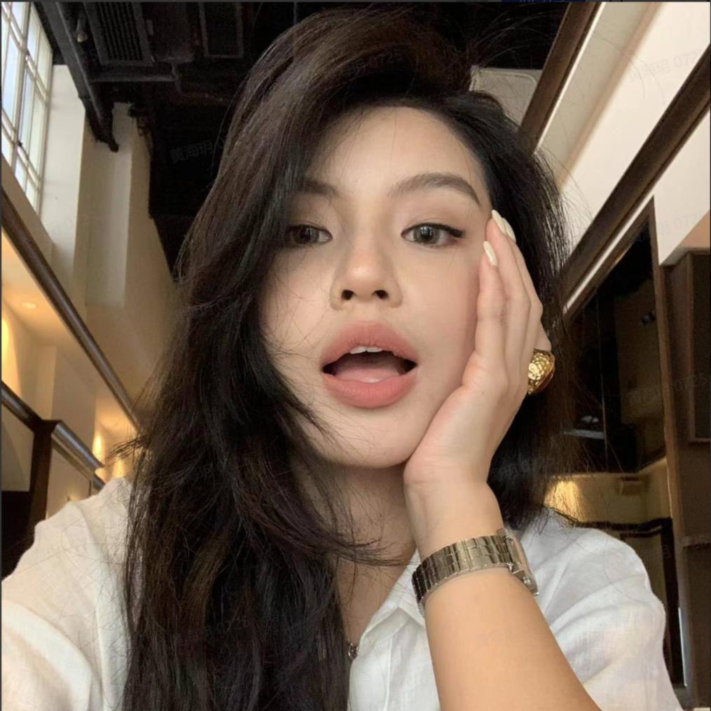 梁夜(宝如的轻奢女装)