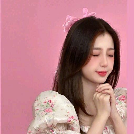 小鱼儿Esther