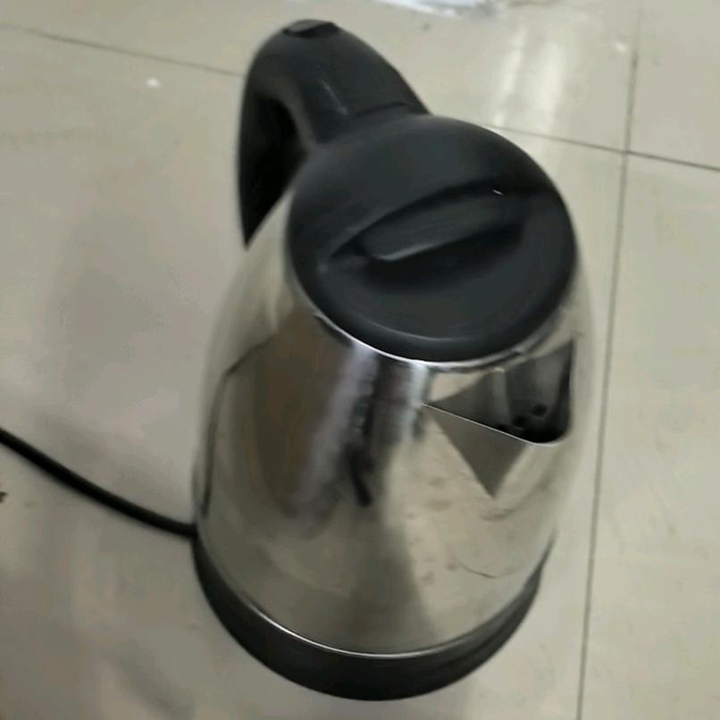 李月安