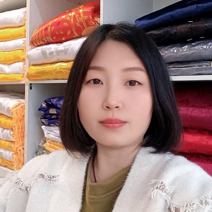 年年旺财平安喜乐，万事胜意  好运连连