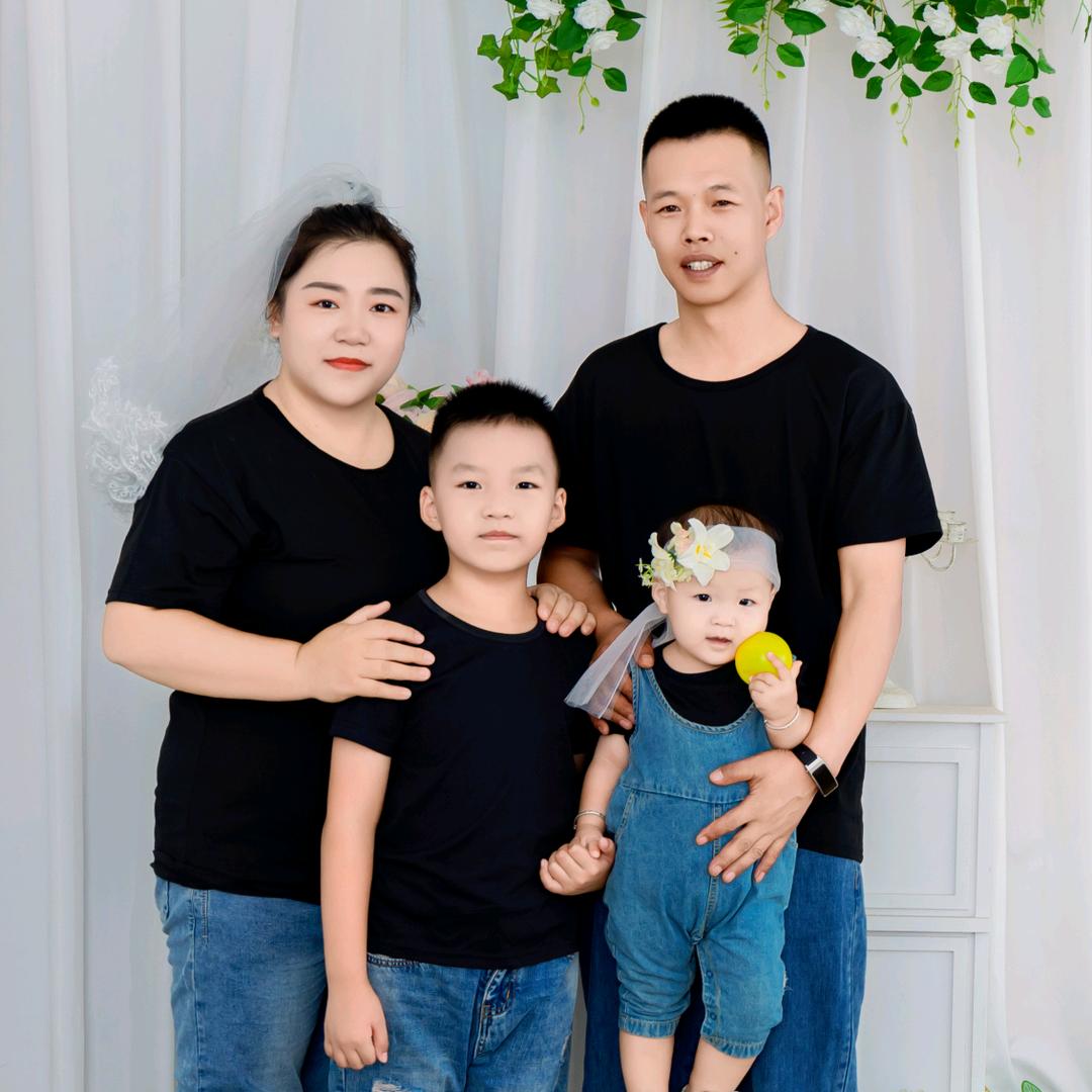 大敏小飞夫妇