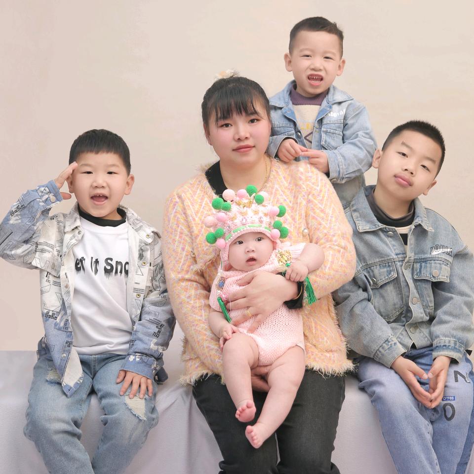 四个孩子的妈妈