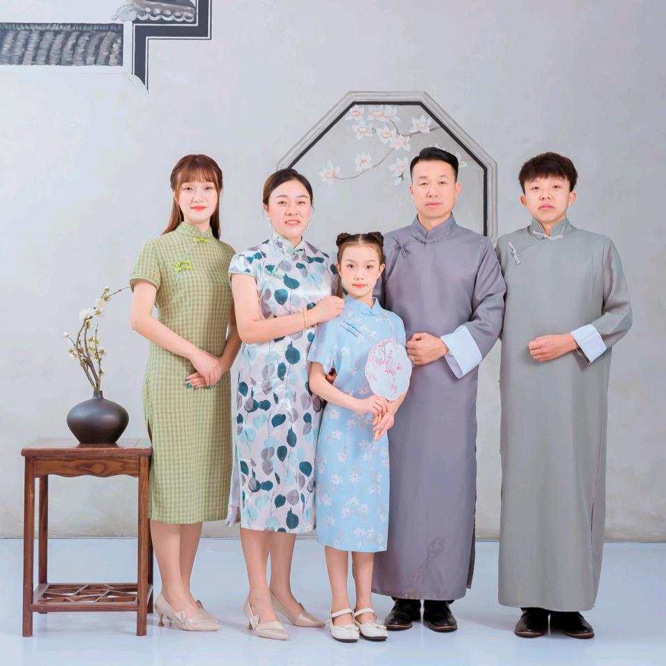 陈芳