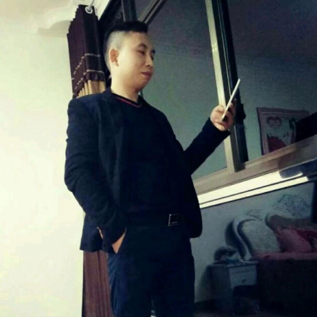 Charles Xue”
