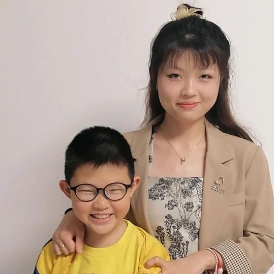 顺兴超市尹琴浙江衢州人