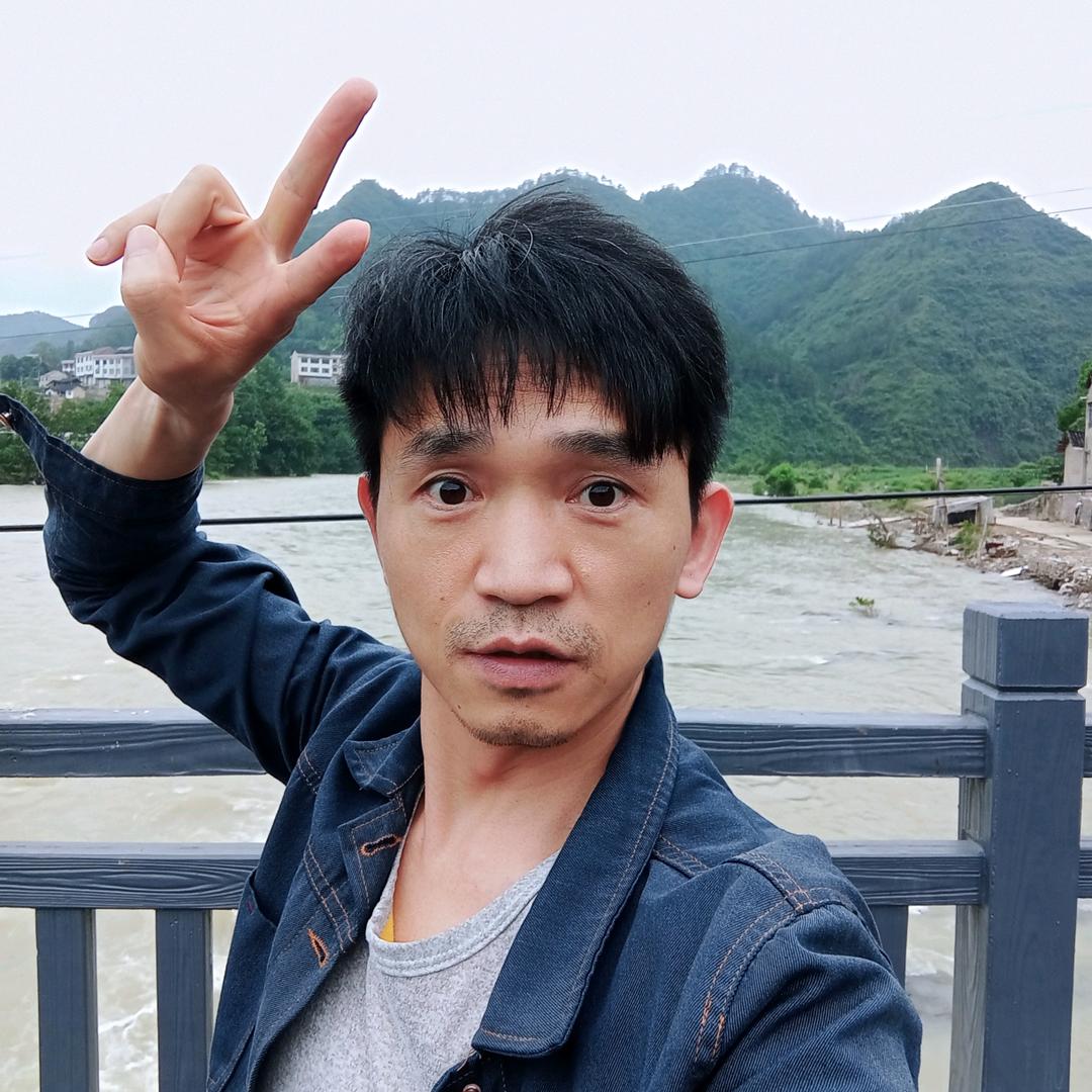 晏哥抗艾努力