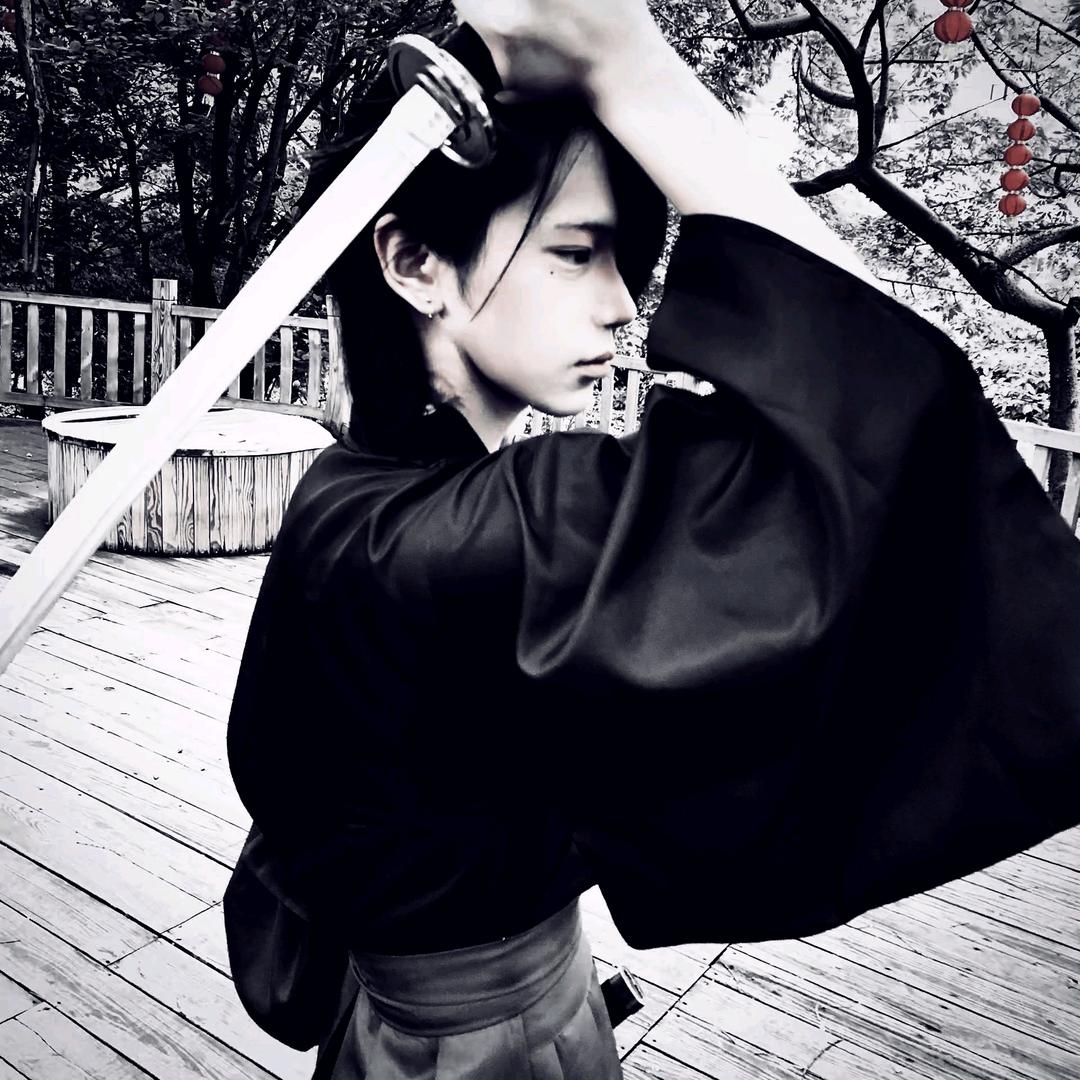 超越机车俱乐部 小情