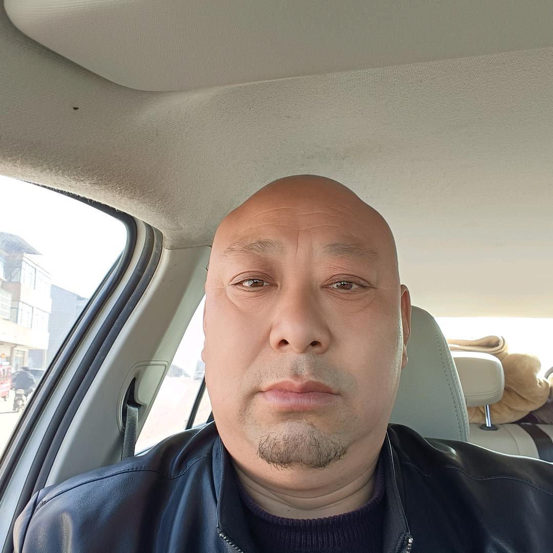 本人大牛春林专业为灭虫服务