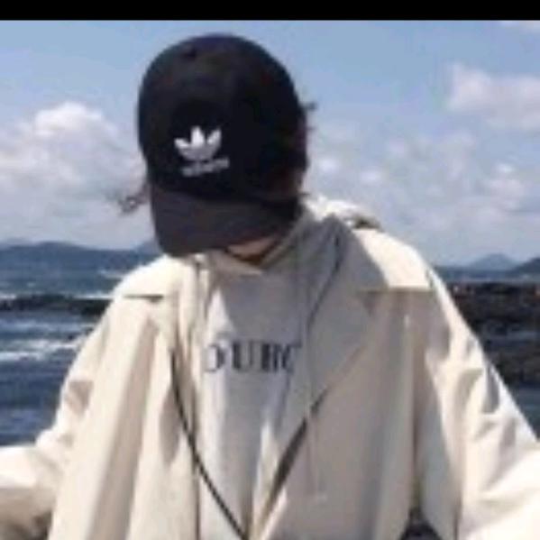 🍋^o^柠檬~不萌 ٨ـﮩﮩ٨ـ