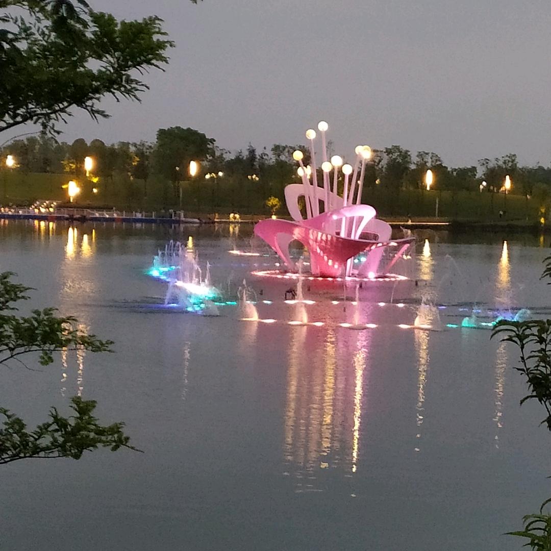 燕子（商会鼓舞队）