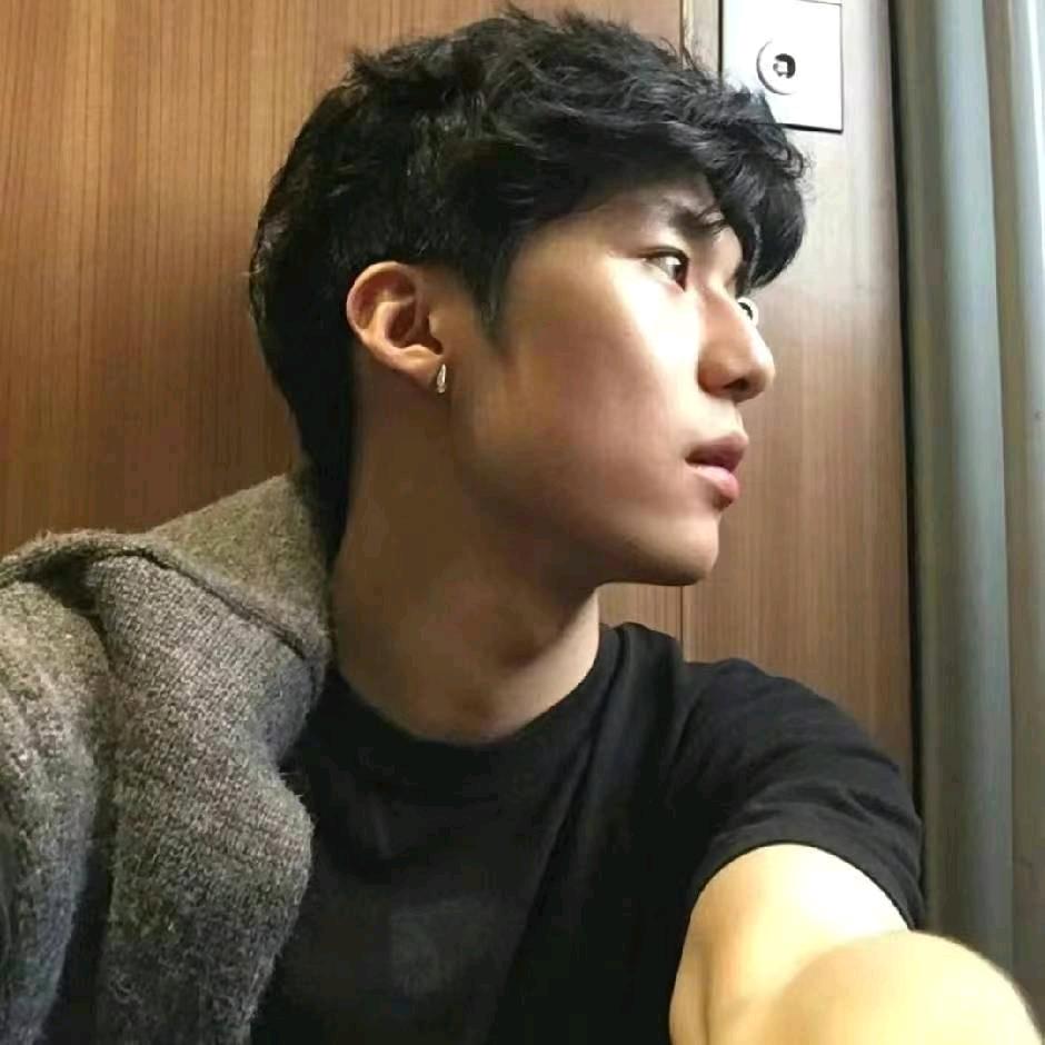 马铃薯头上起俩大包