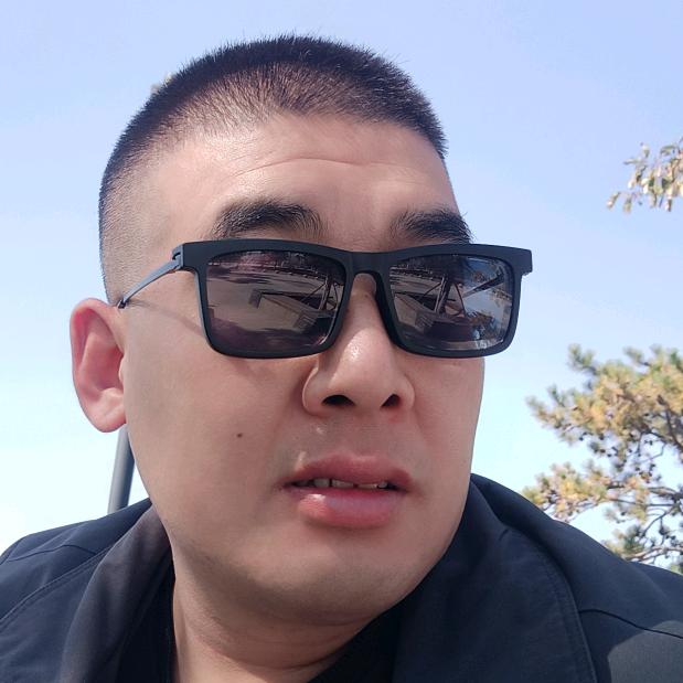 局外人♡◍* ｡*◍♡