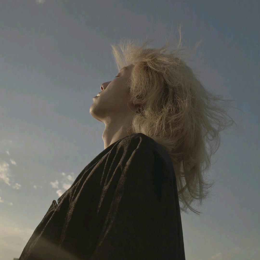 alive-yu