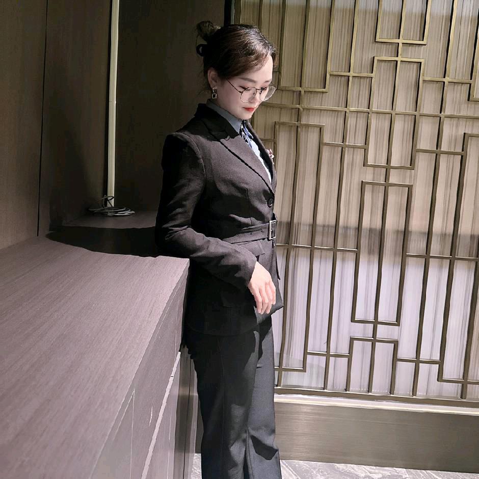 祥和喜事盛宴—何丹丹