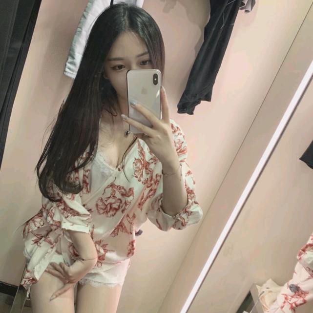 莉莉丫