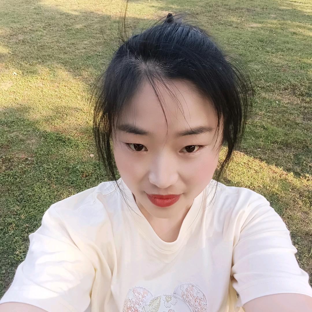 小曼