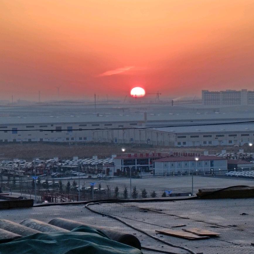 王后余生爱财爱己，风生水起……