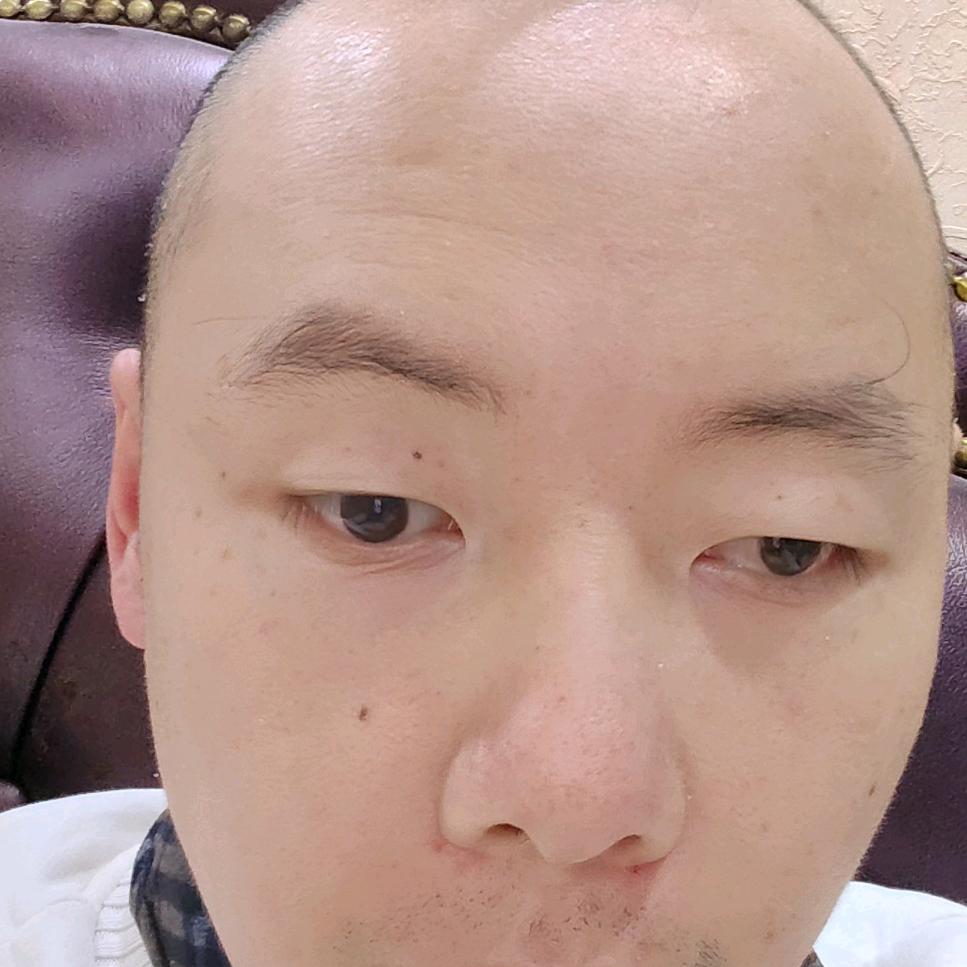 锐哥在卖林内热水器，松下中央空调