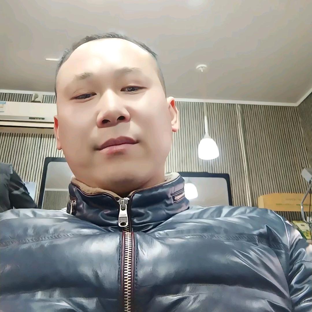 户外剪发小樊