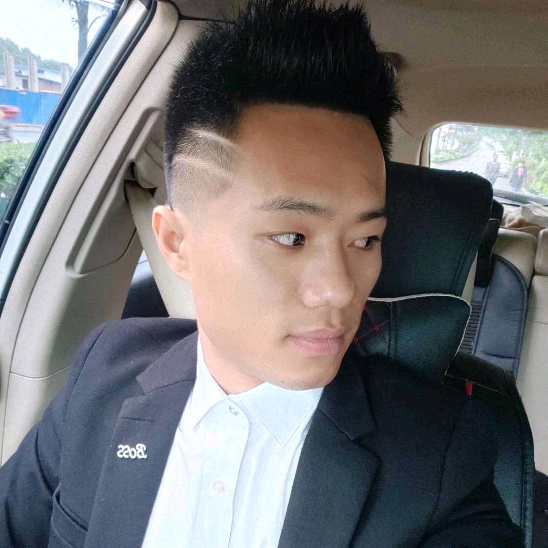 爱钓鱼的陈哥