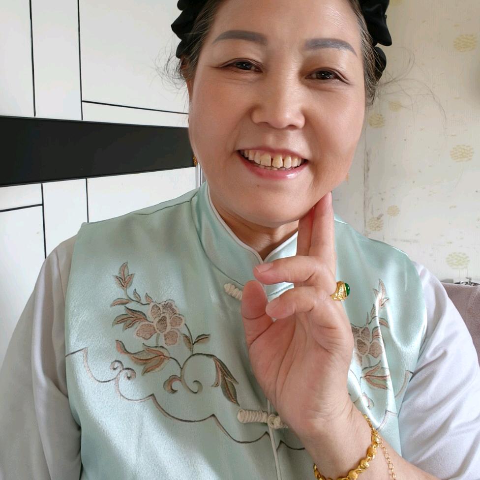 健康是福，李庭凤