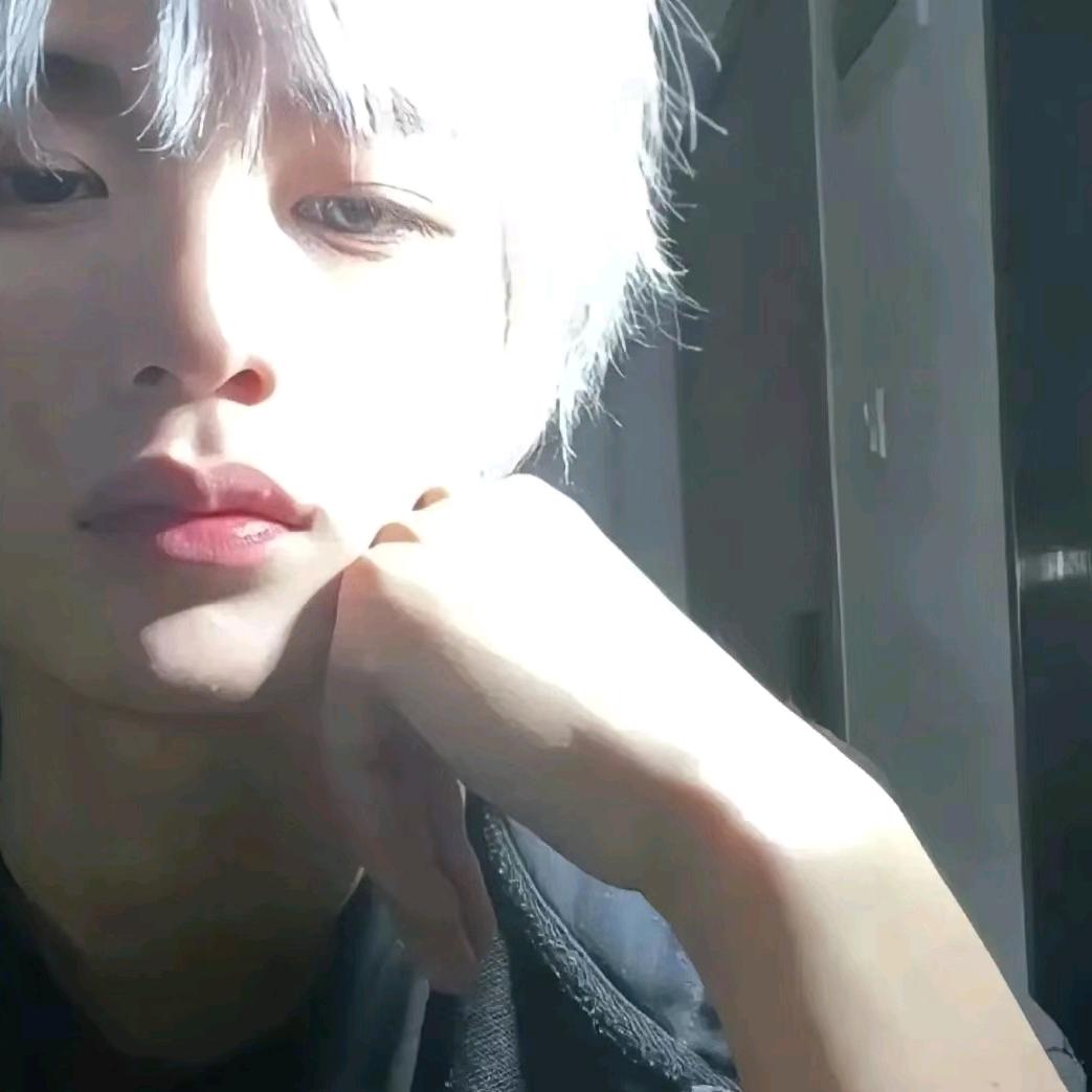 //GUUNG.