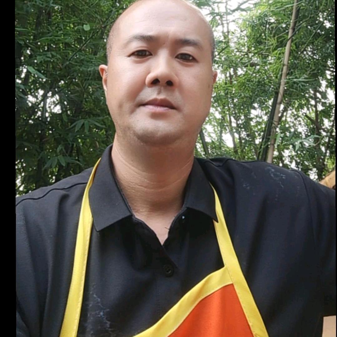 肖老板板