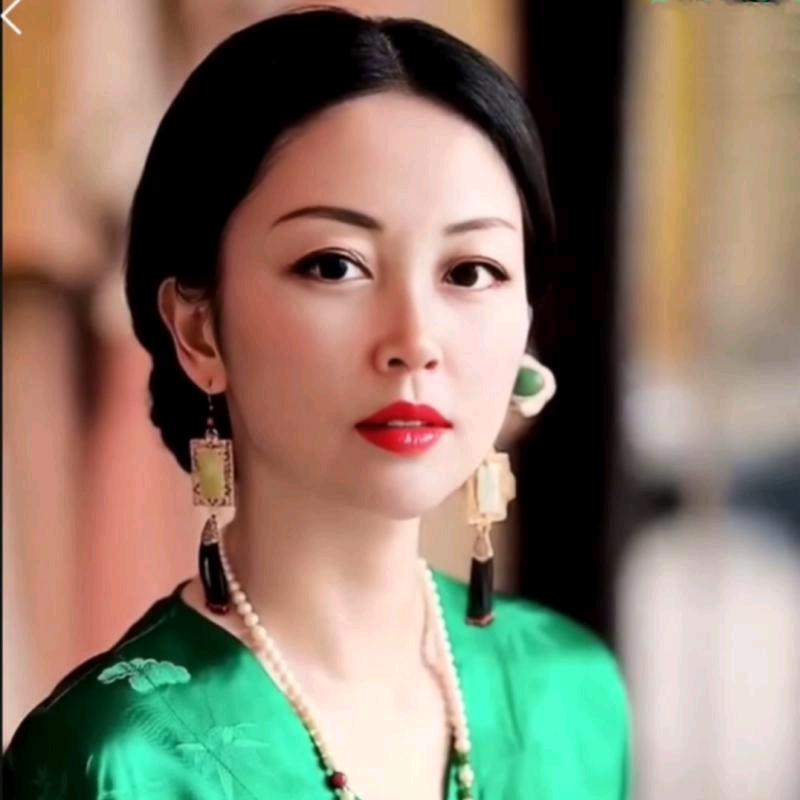 桃花盛开 .