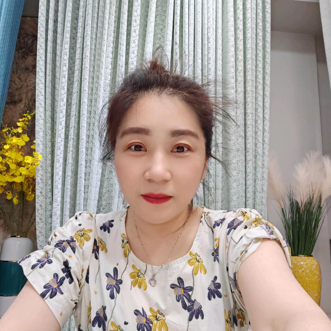 如皋艾佰佳窗帘墙布