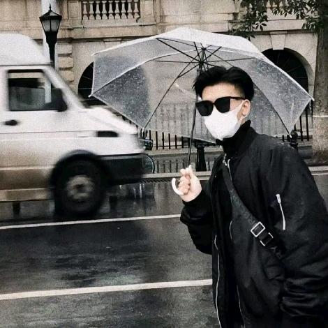 T🕶