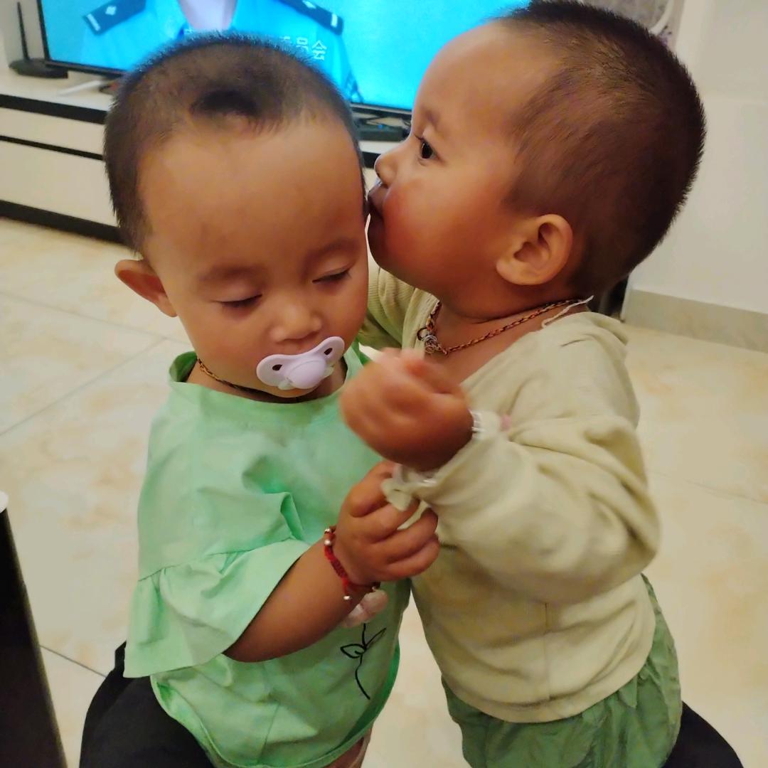 吃糖都苦