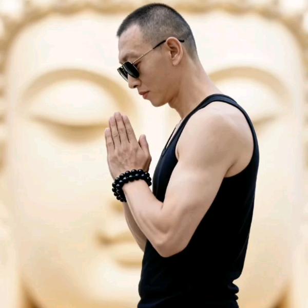 小人物（网约车司机彭）