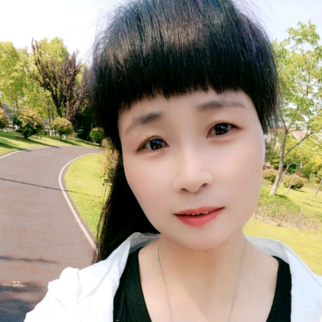 翠儿（新桥翠儿曳舞团团长）
