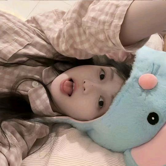 讨厌表情管理𖠚ᐝ