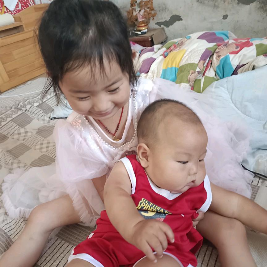 戊锦（带娃中二胎）