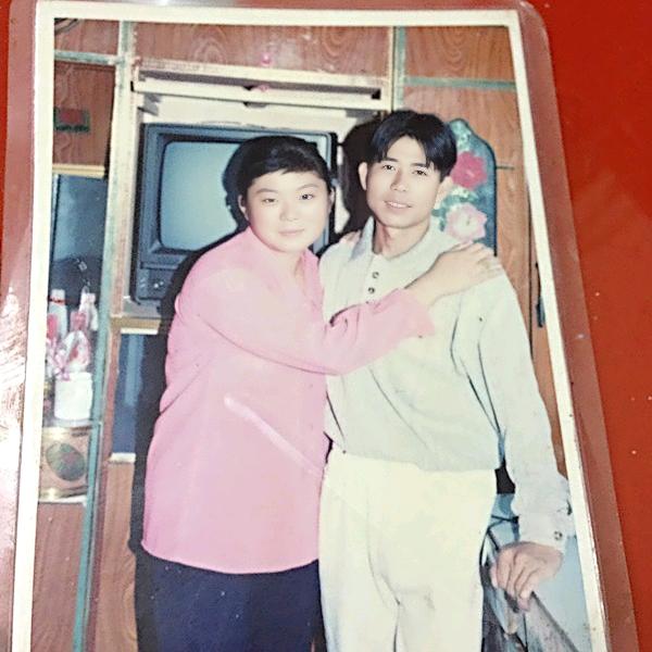 射阳人在盐城开饭店。乐意餐馆。