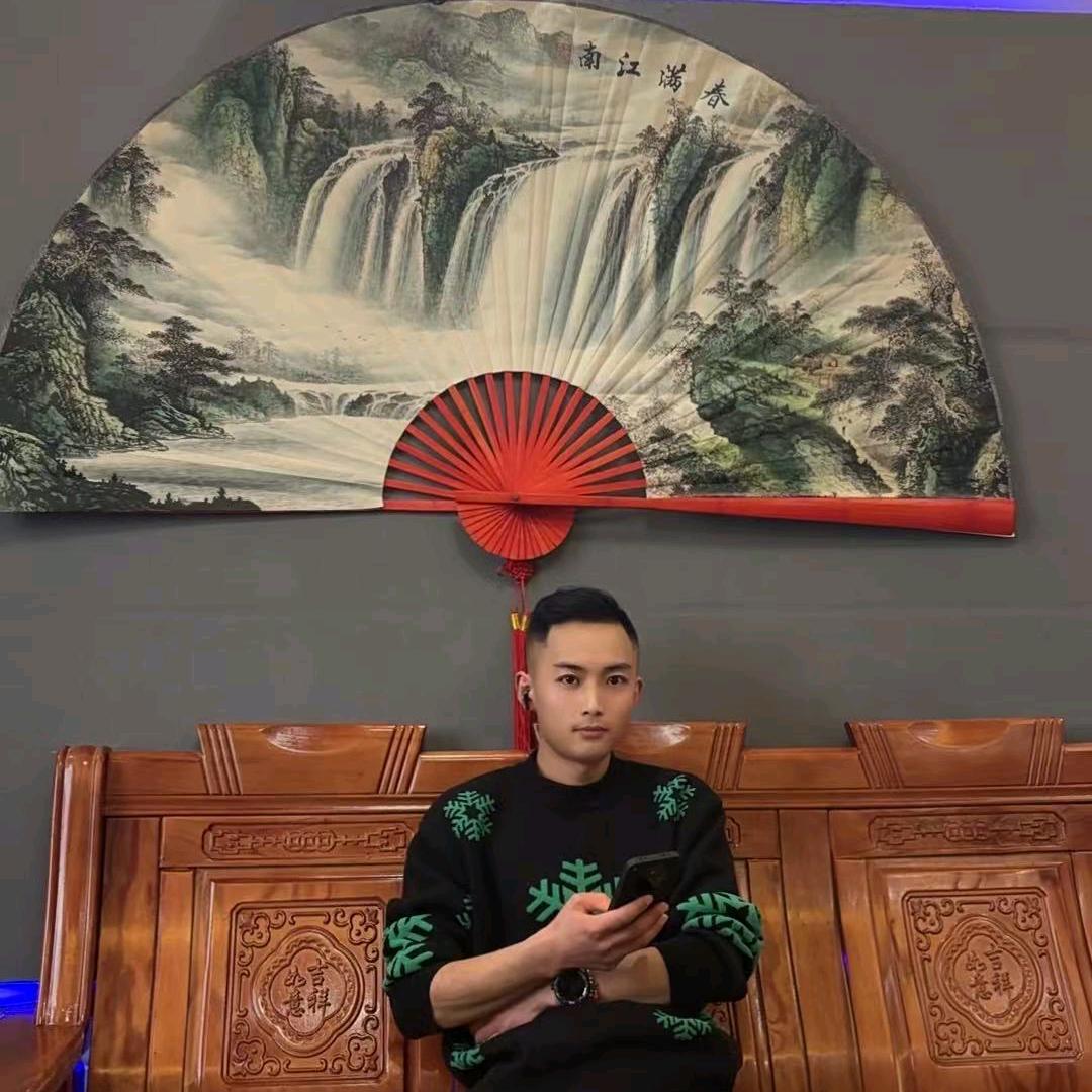 小贾(努力向前)