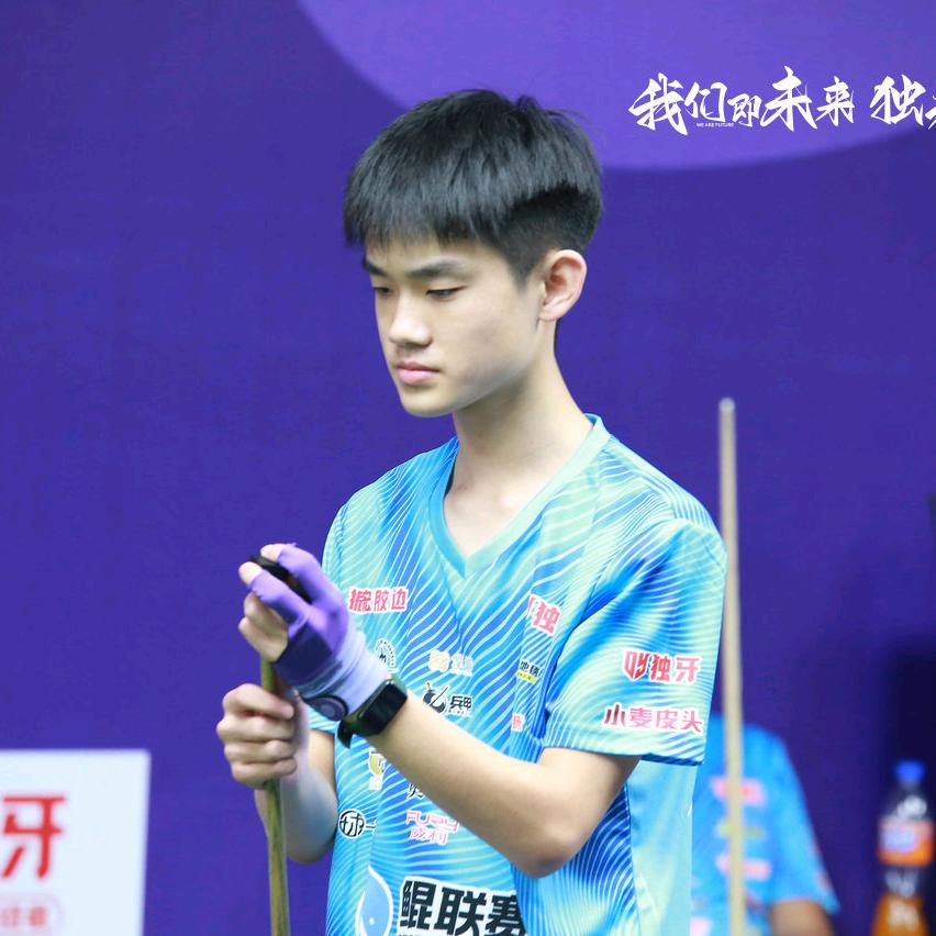 懂点球杆的老弟