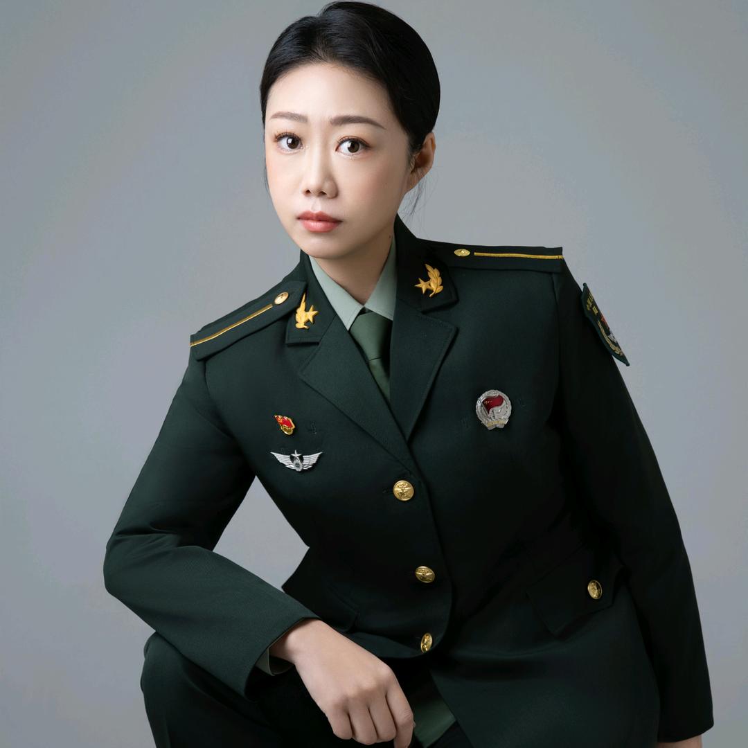 退伍女兵颖姐