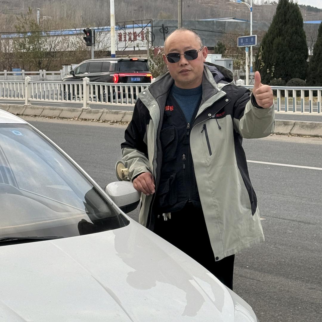 鸿方（总校）高永光教练