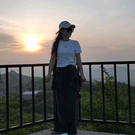 梁小凉💃🏻