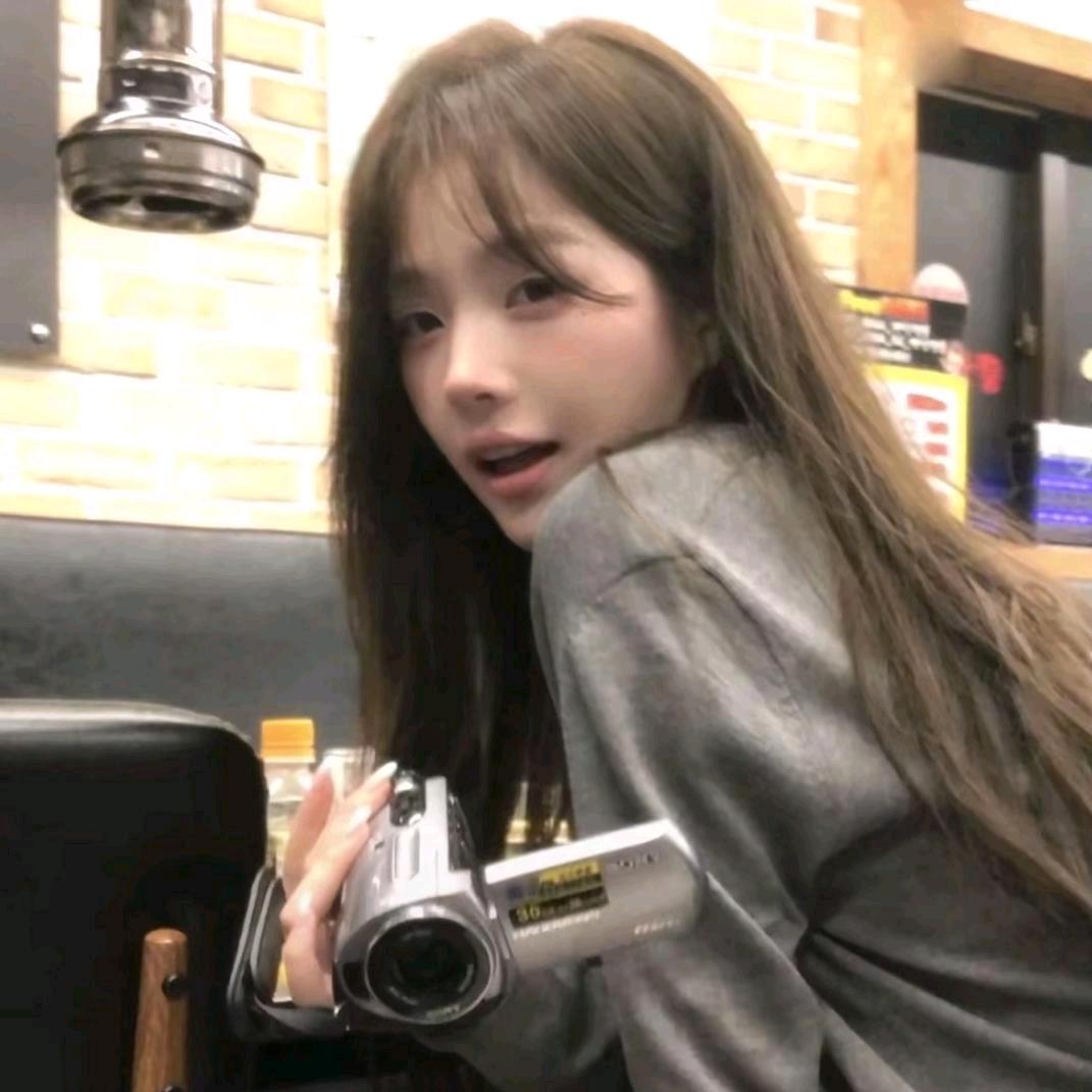 思韩.